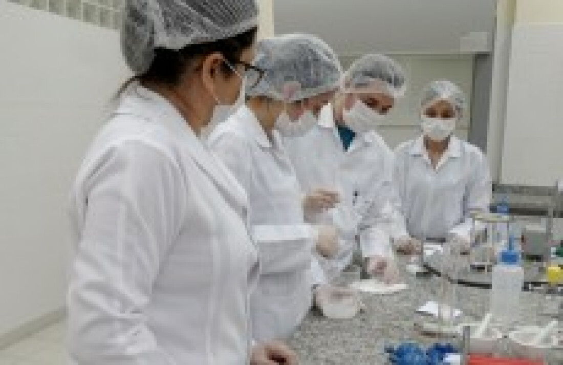 Farmácia recebe conceito 4 do MEC