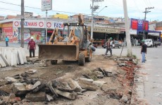 Comerciantes do Dona Benta reclamam de obra no bairro