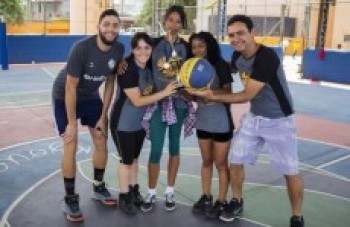 Projetos esportivos buscam a formação de pessoas de bem