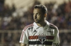 Lugano critica postura de Nenê, insatisfeito na reserva