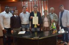 Prefeitura compra área para construir posto