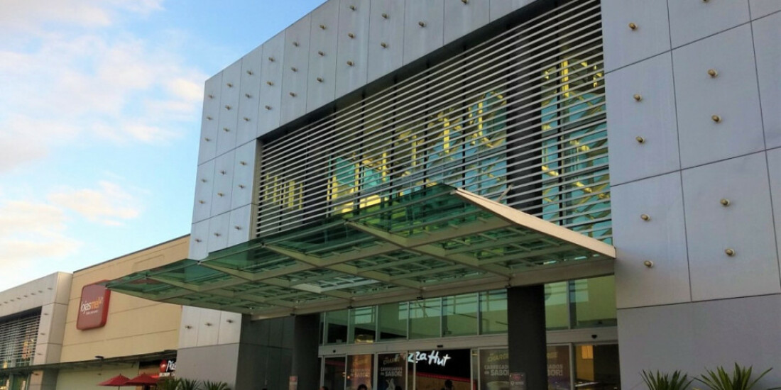 Shopping passa por reformas externas