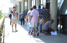 termina hoje entrega de currículo para trabalhar fora