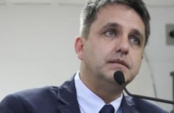 Presidência da câmara tem quatro pretendentes