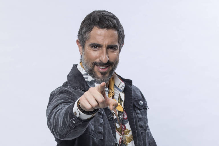 A Record TV renova com Marcos Mion