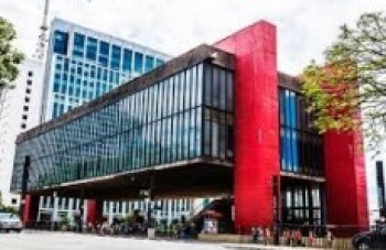 Áreas abertas trazem exposições ousadas