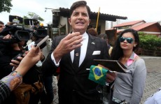 Dr. Rey se oferece ao Ministério da Saúde