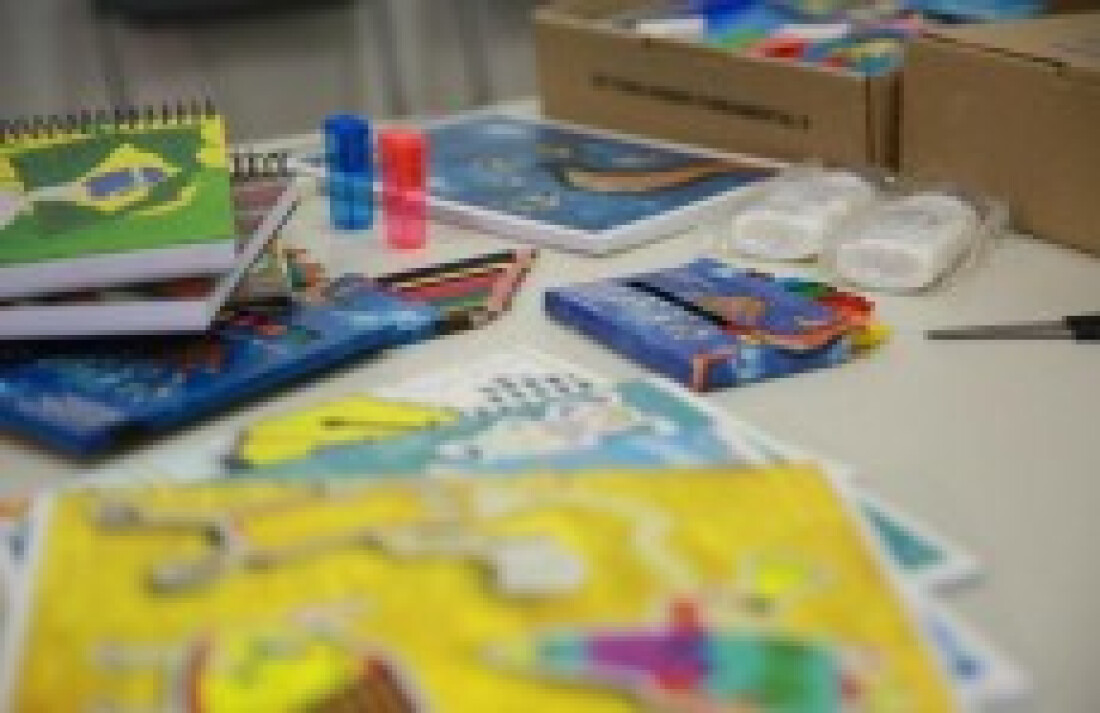 Rede estadual receberá 166 mil kits de material escolar