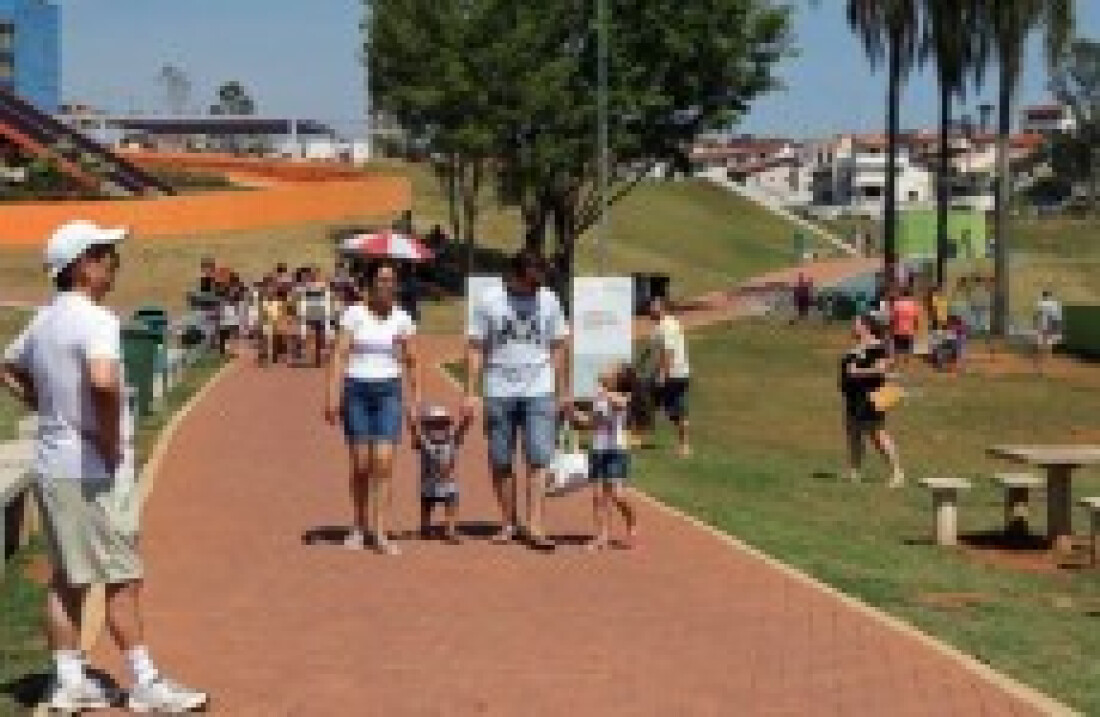 Serviços essenciais seguem normalmente no feriado