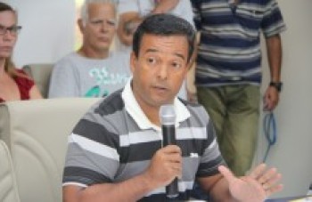 Taxistas querem nova votação para projeto