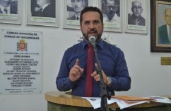 Revisão aguarda parecer jurídico