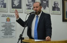 Vereador cobra CPTM pela presença de ambulantes