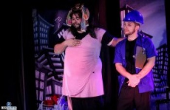 Teatro Vasques recebe neste sábado a peça "Os PatÉticos"