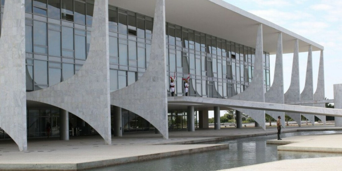 Gastos com cartão corporativo de ex-presidentes são liberados