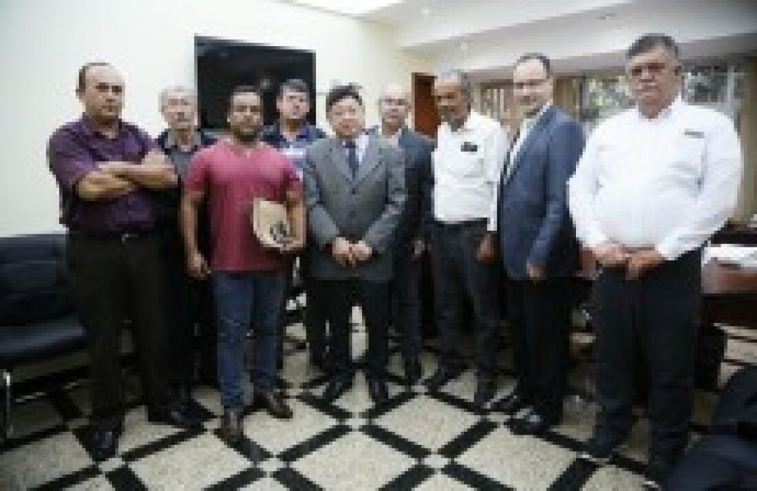 Vereadores se reunirão com taxistas para discutir o Uber