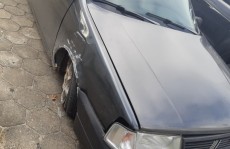 Casal tem carro roubado em Suzano