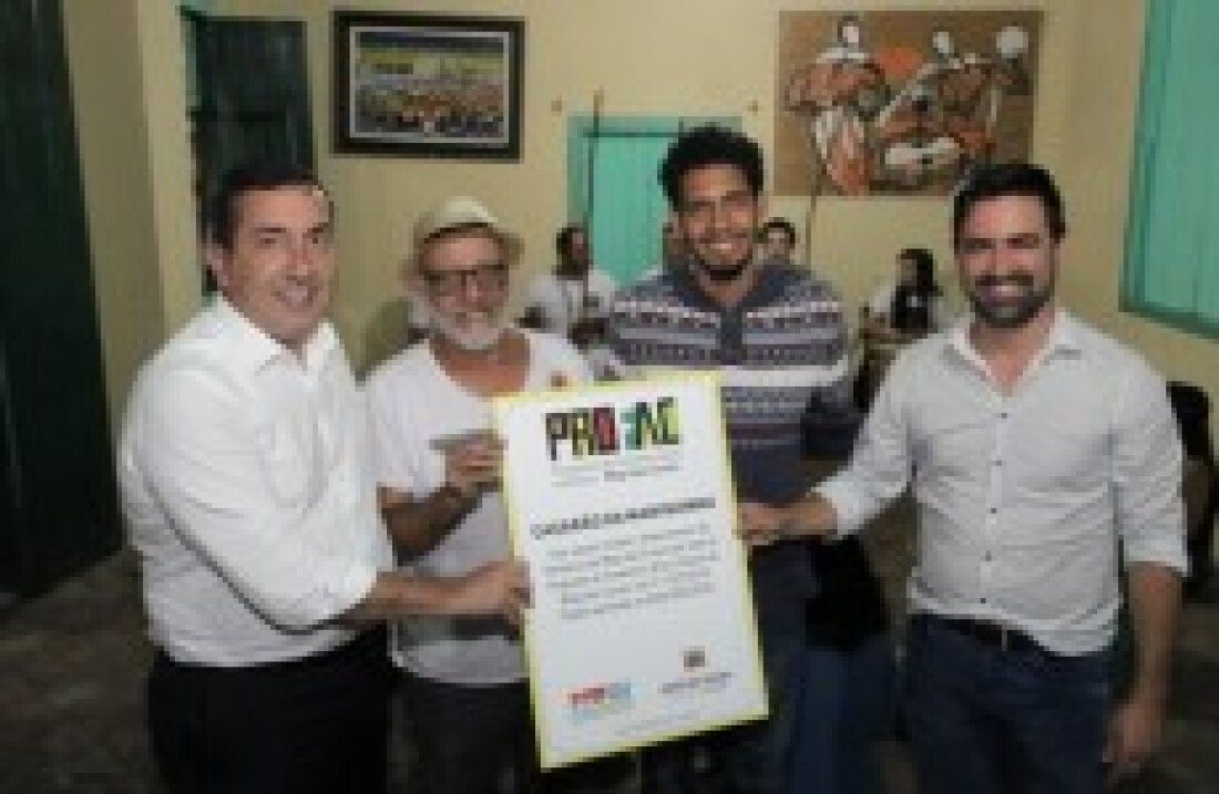 Prefeito visita territórios contemplados pelo Profac