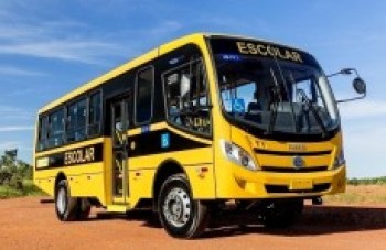 Educação recebe ônibus escolar com acessibilidade