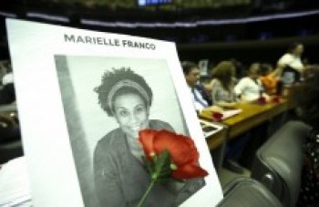 Preso suspeito de envolvimento no assassinato da vereadora no Rio