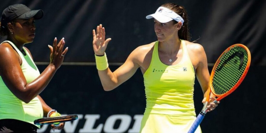 Luisa Stefani decide à noite título de duplas do WTA 500 de Adelaide