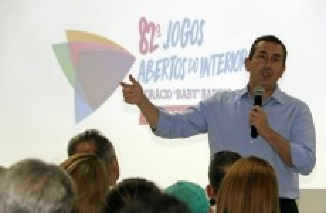 Atletas dos Jogos Abertos são homenageados