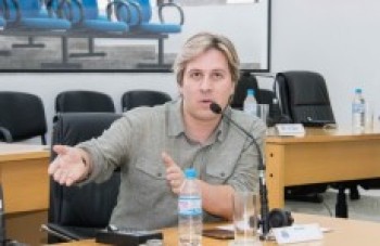 Câmara aprova projeto que obriga implante de microchip em animais