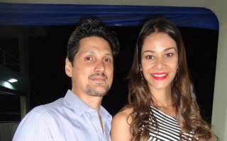 Jantando na Vila Oliveira