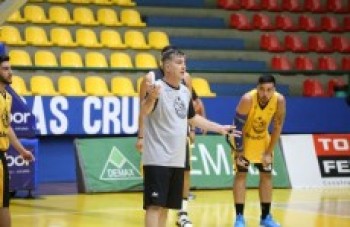 Mogi/Helbor encerra turno contra o Vasco