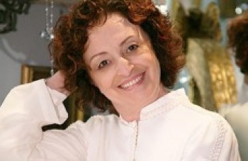 Ana Lúcia Torre vai estar em "Candinho"