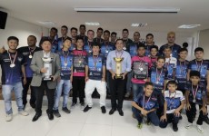 Prefeito recebe jogadores do União e do Inter Mogi