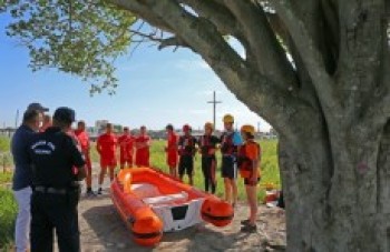 Defesa Civil faz treinamento na água