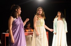 Opereta apresenta 'A Greve do Sexo'