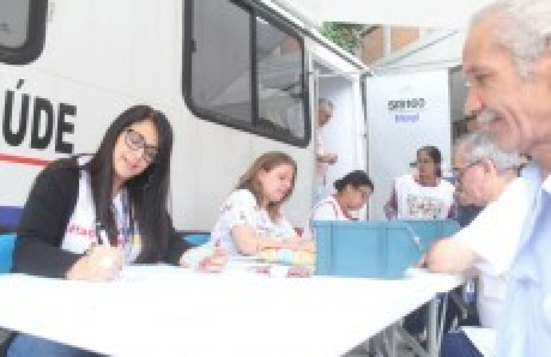 Campanha realiza mais de 300 testes preventivos à população