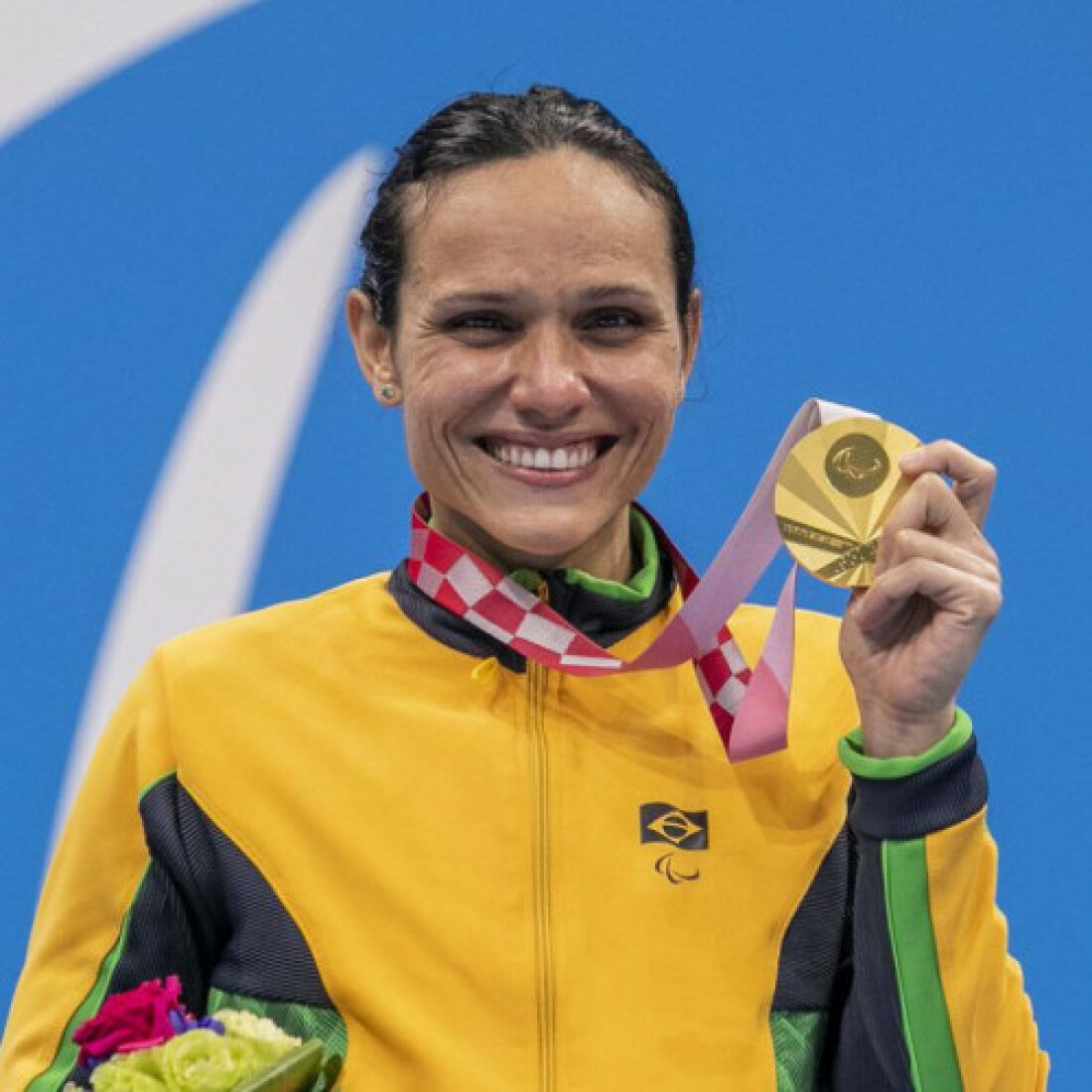 Paralimpíada: Carol Santiago é ouro e Cecília Araújo prata na natação