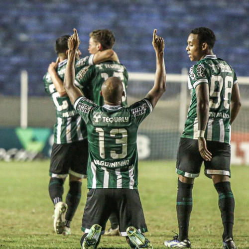 Coritiba assume ponta da Série B após vitória sobre Londrina