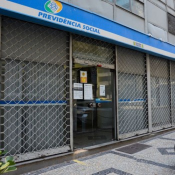 Agências do INSS passam a ter supervisão de atendimento presencial