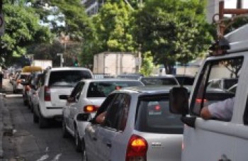 Tempo no trânsito gera custo de R$ 62 bi/ano
