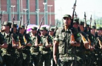 Desfile em Mogi atrai 12,5 mil pessoas