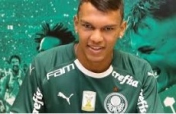 Palmeiras goleia Delfín e avança às quartas