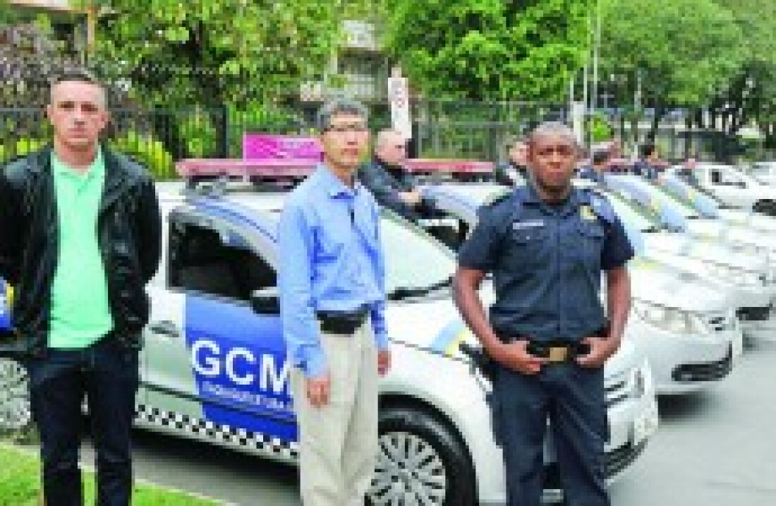 Mamoru entrega mais sete viaturas para Guarda Civil