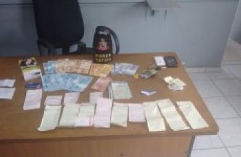 Pai e filho do litoral são detidos com dinheiro falso em Suzano