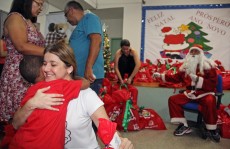 Natal de Sorrisos entrega brinquedos