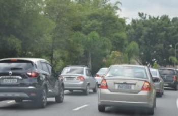 Mogi-Bertioga recebe 71,6% veículos a mais do que 2019