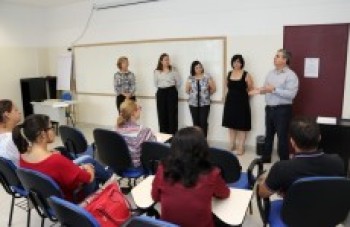 Servidores ganham seis bolsas de pós e mestrado