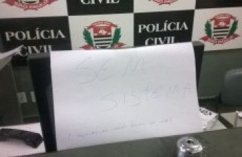 Delegacia fica sem sistema