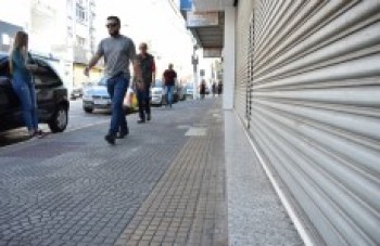 Itaquá e Suzano pensam em flexibilizar o comércio local