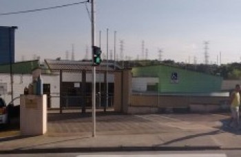 Semáforos ampliam segurança de pedestres em dois bairros