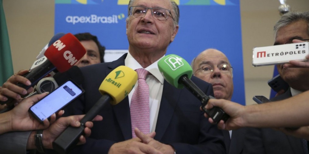 Alckmin diz que democracia sai fortalecida após atos antidemocráticos