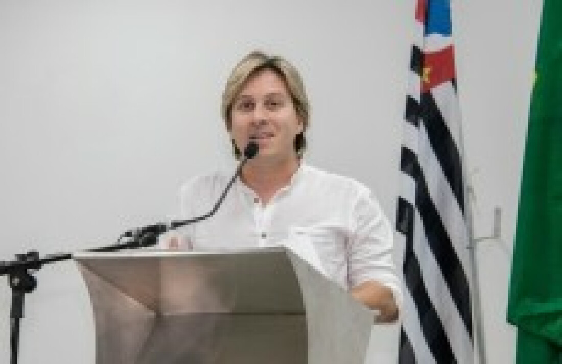 Câmara arquiva acusações contra Lisandro