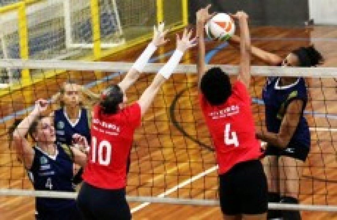 Secretaria faz seletiva para o vôlei feminino